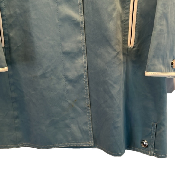 Coach 1941 Rain Coat, Size 4, PTP 18”, Length 32”, excellent condition, w/Bag - Picture 14 of 16
